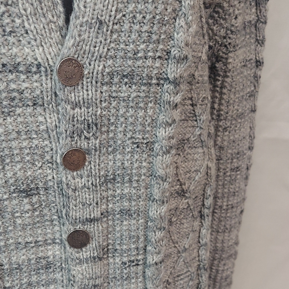 Men's Gray Cardigan Sweater - Picture 5 of 5